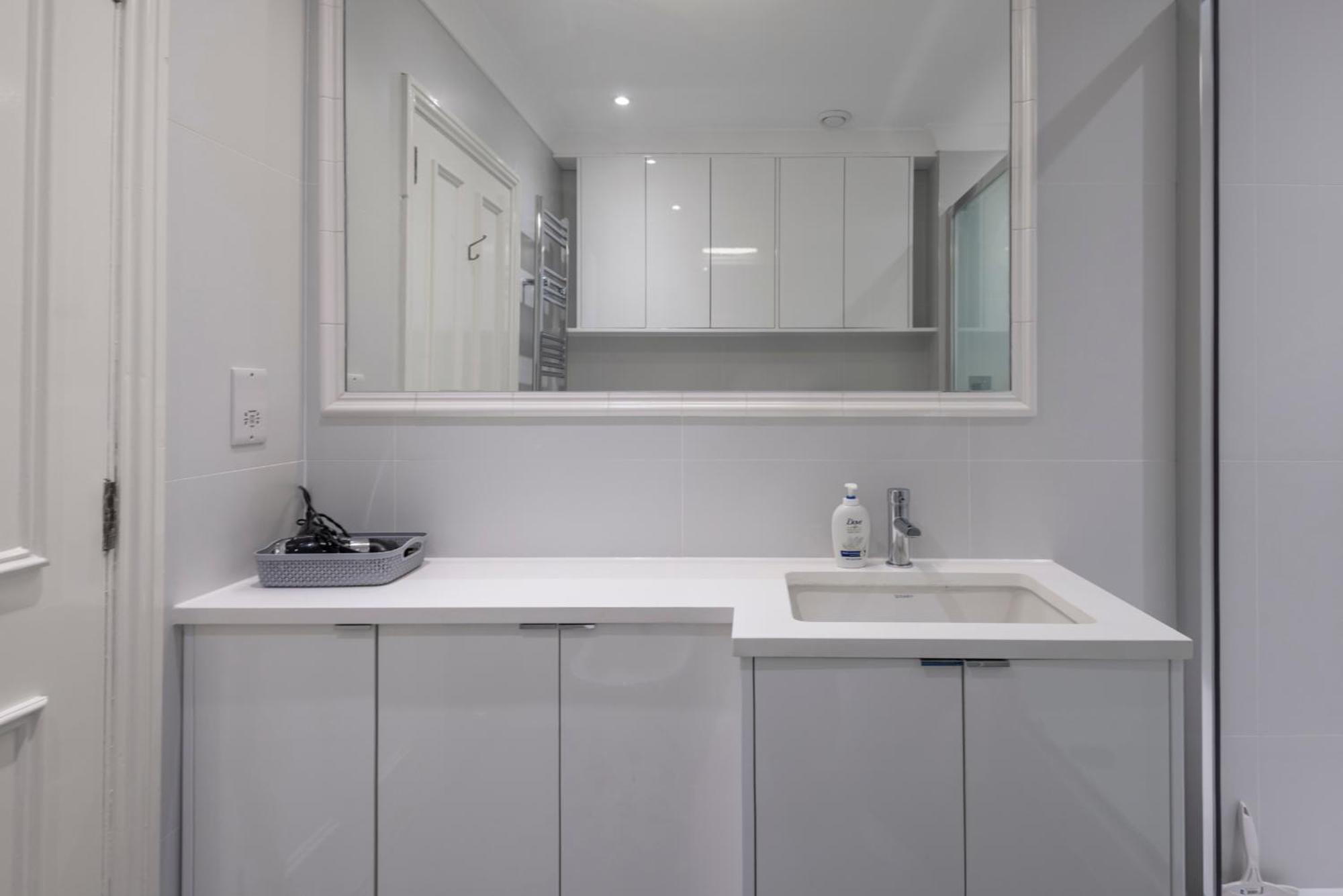 Kensington Tower Apartment London